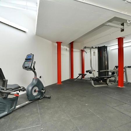 Bayard Apartments City Centre 2 Bedroom Apartment ピーターバラ エクステリア 写真