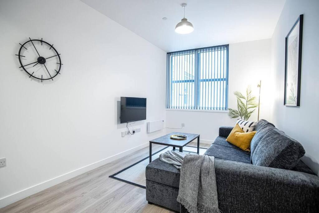 Bayard Apartments City Centre 2 Bedroom Apartment ピーターバラ エクステリア 写真